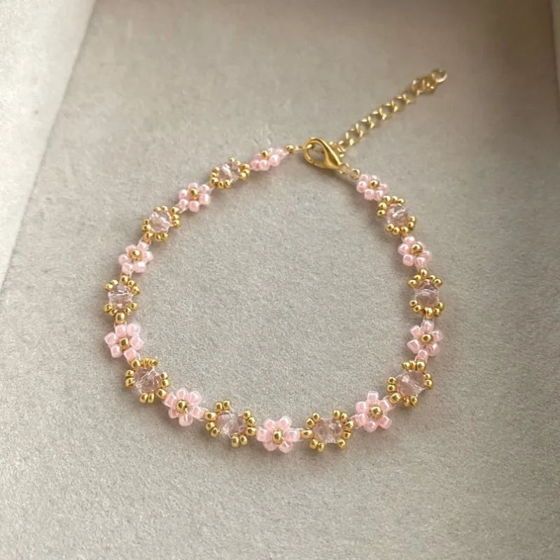 Daisy Charm Beaded Bracelet
